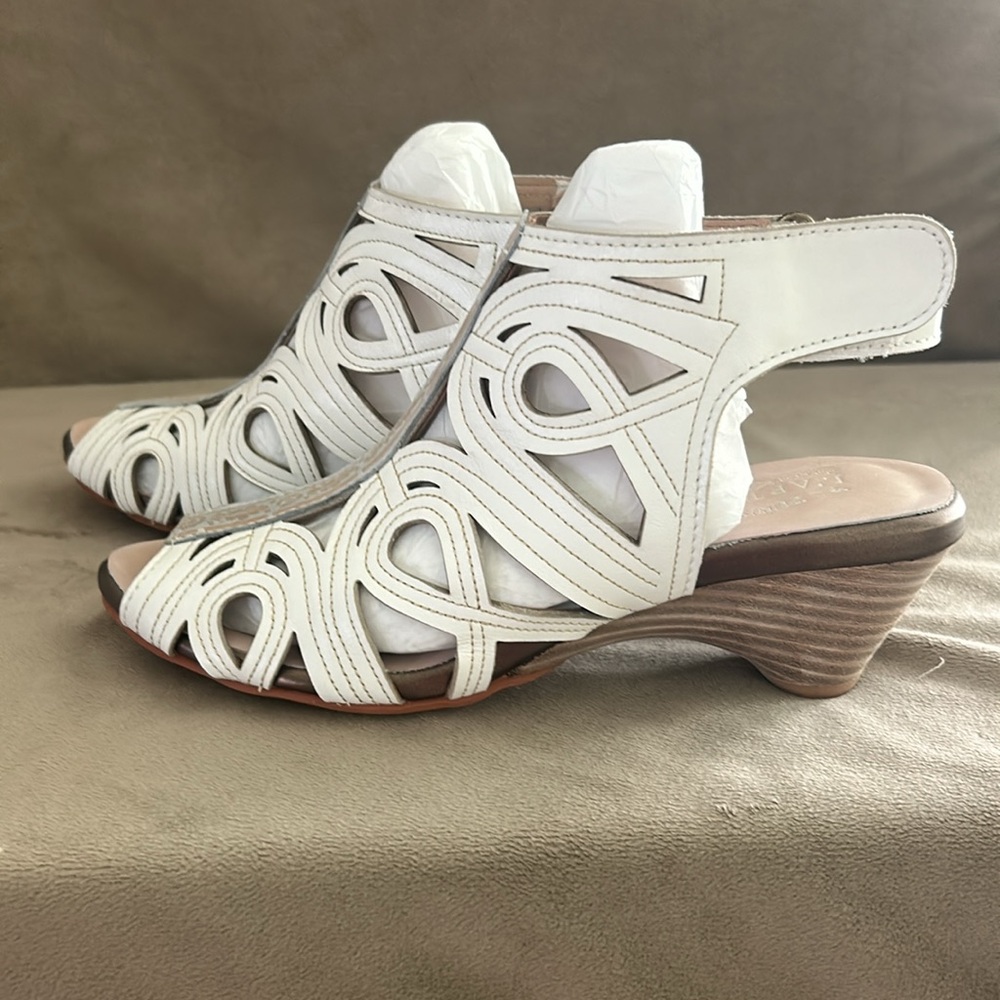 Spring Step - Picture 3 of 6